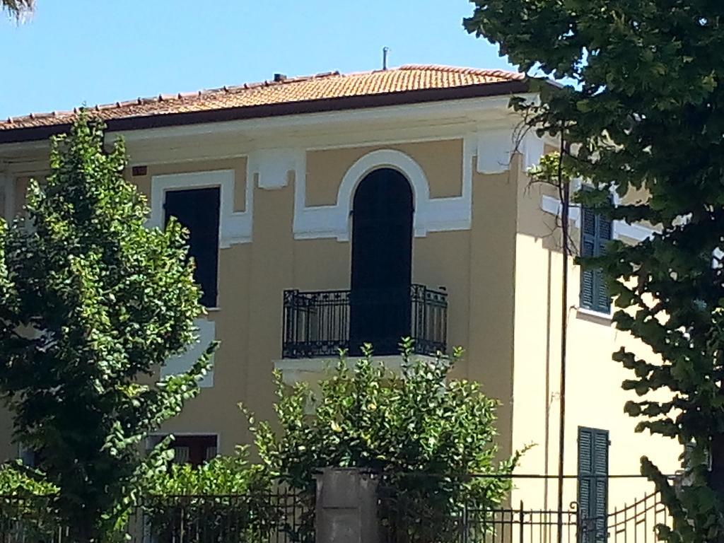 קררה B&B Rossana מראה חיצוני תמונה